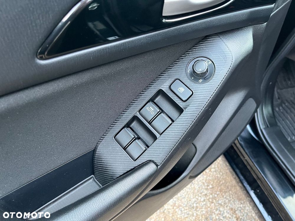 Mazda 3 2.0 Skyenergy EU6 - 23