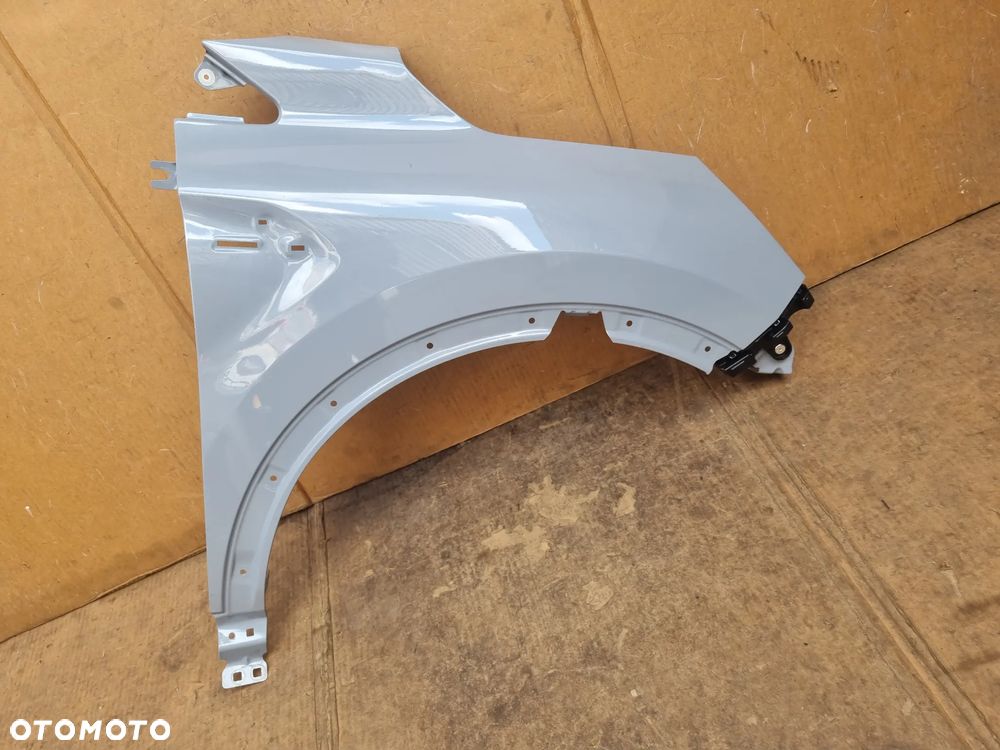 RENAULT CAPTUR II LIFT BŁOTNIK PRAWY PRZÓD - 1