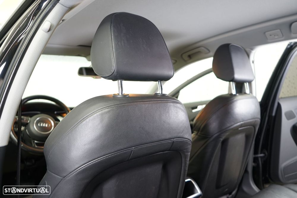 Audi A4 Avant 2.0 TDI Multitronic Business Line S-line - 41