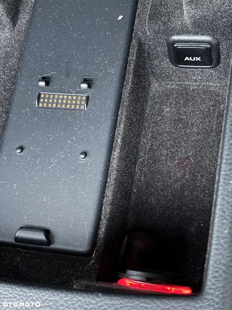 Audi A4 Avant 2.0 TDI DPF multitronic Ambiente - 16