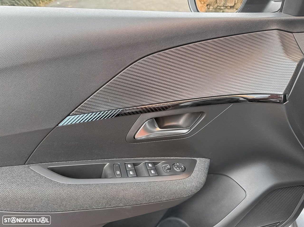 Peugeot 208 PureTech 100 Style - 12