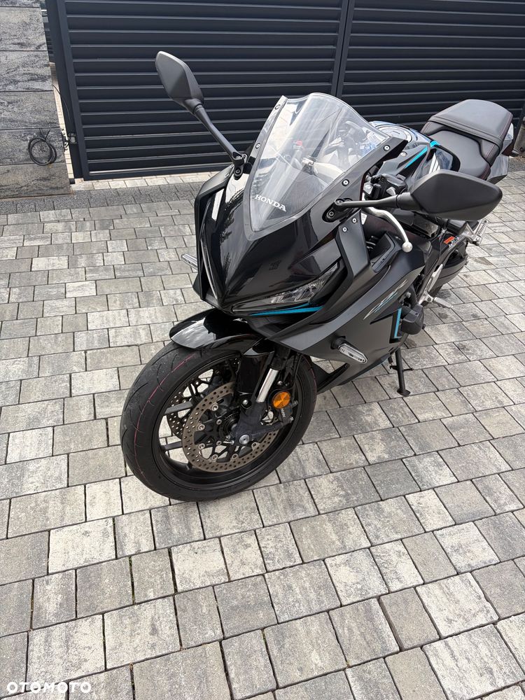 Honda CBR - 9