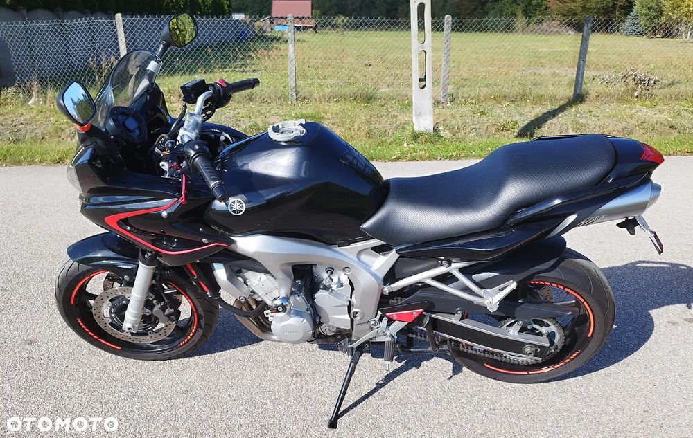 Yamaha FZ6 - 11
