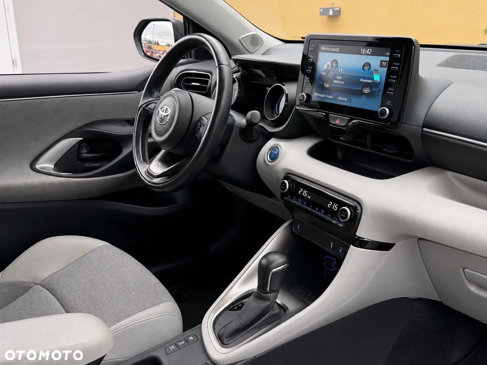 Toyota Yaris Hybrid 1.5 Selection Elegant - 9