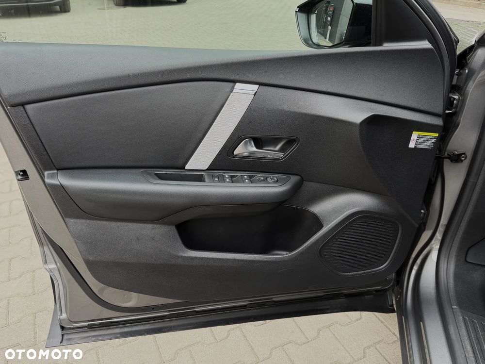 Citroën C4 1.2 PureTech Max S&S EAT8 - 11