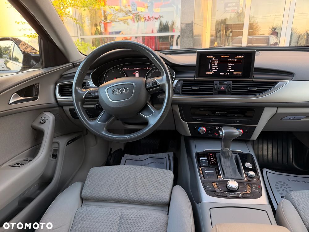 Audi A4 Limousine - 18