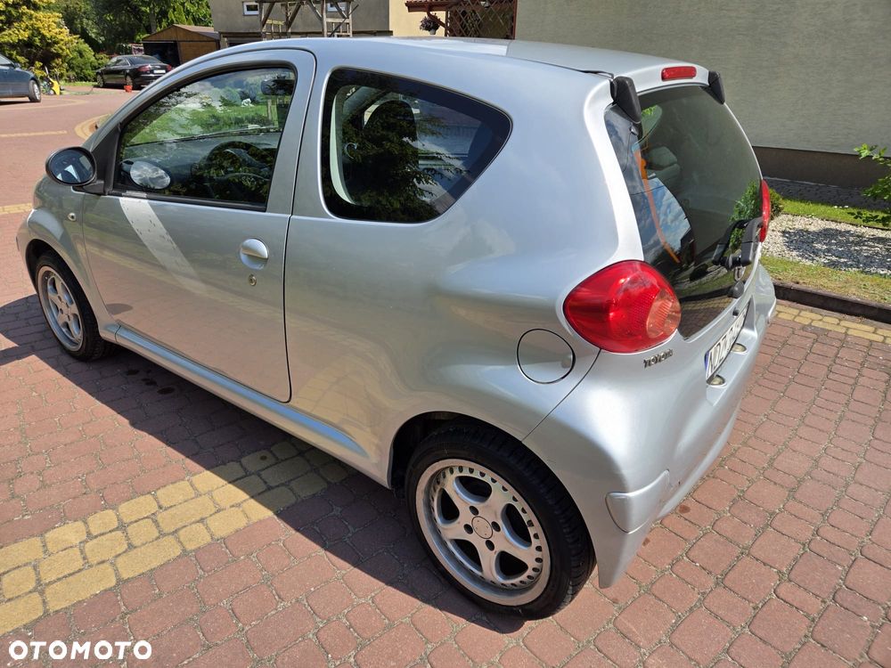 Toyota Aygo - 4