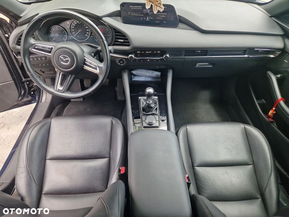 Mazda 3 SKYACTIV-X 2.0 M-Hybrid SELECTION - 25