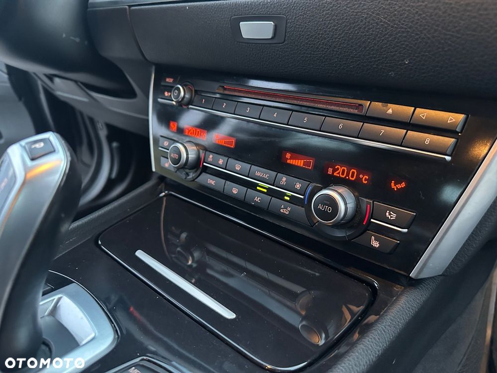 BMW 5GT 520d - 24