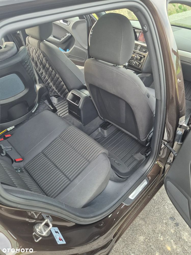 Audi A4 Avant 2.0 TDI DPF Ambiente - 18