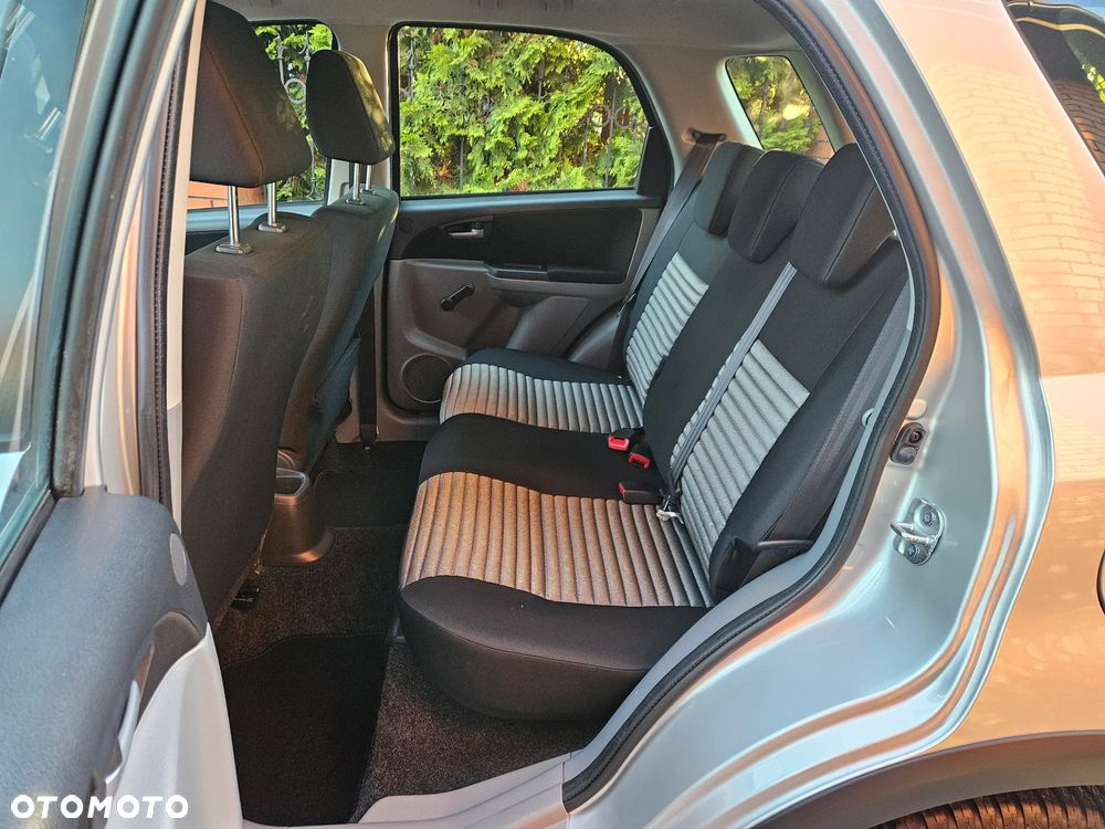 Suzuki SX4 - 13