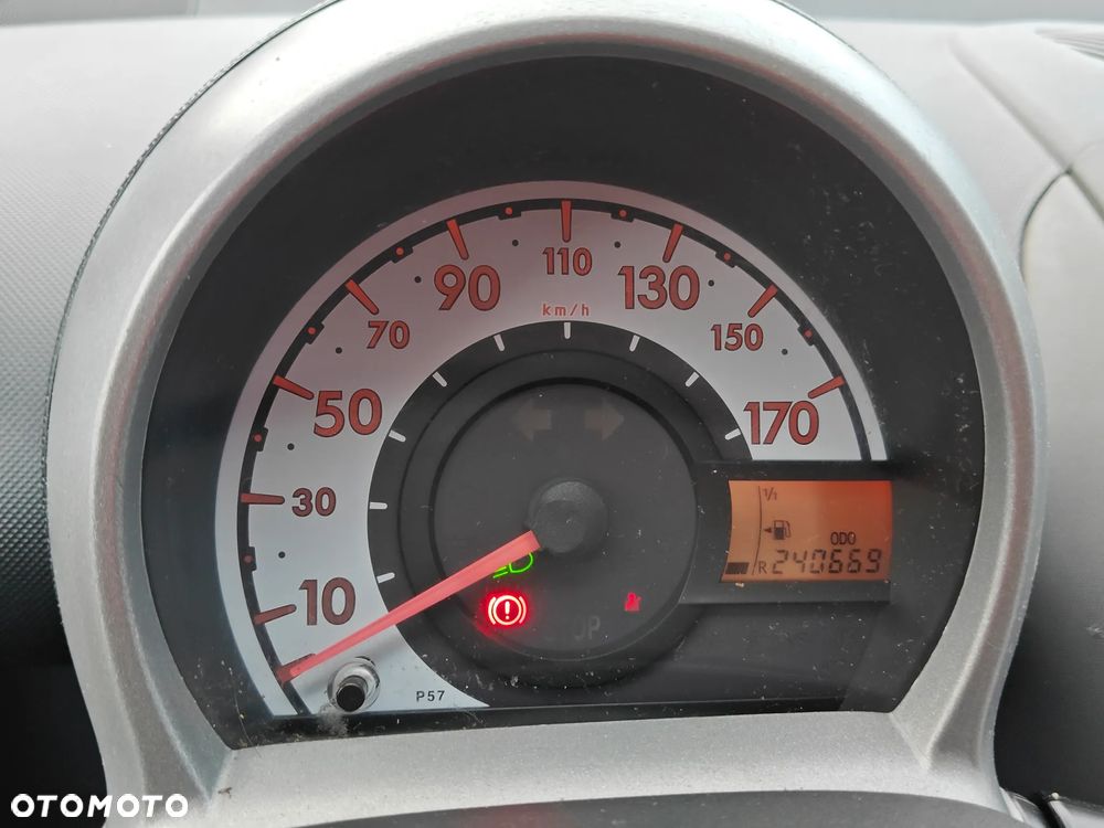 Peugeot 107 70 Petit Filou - 20