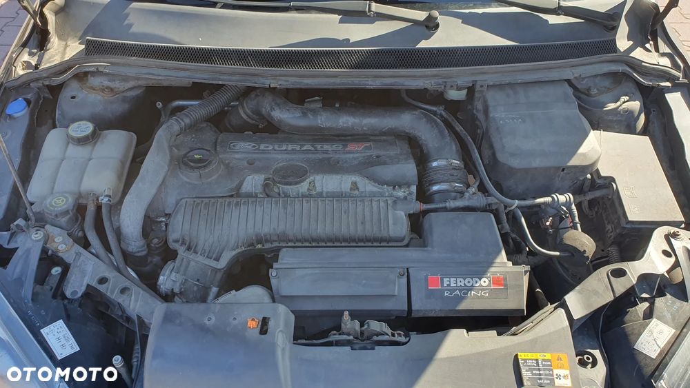 Ford Focus 2.5 ST - 17