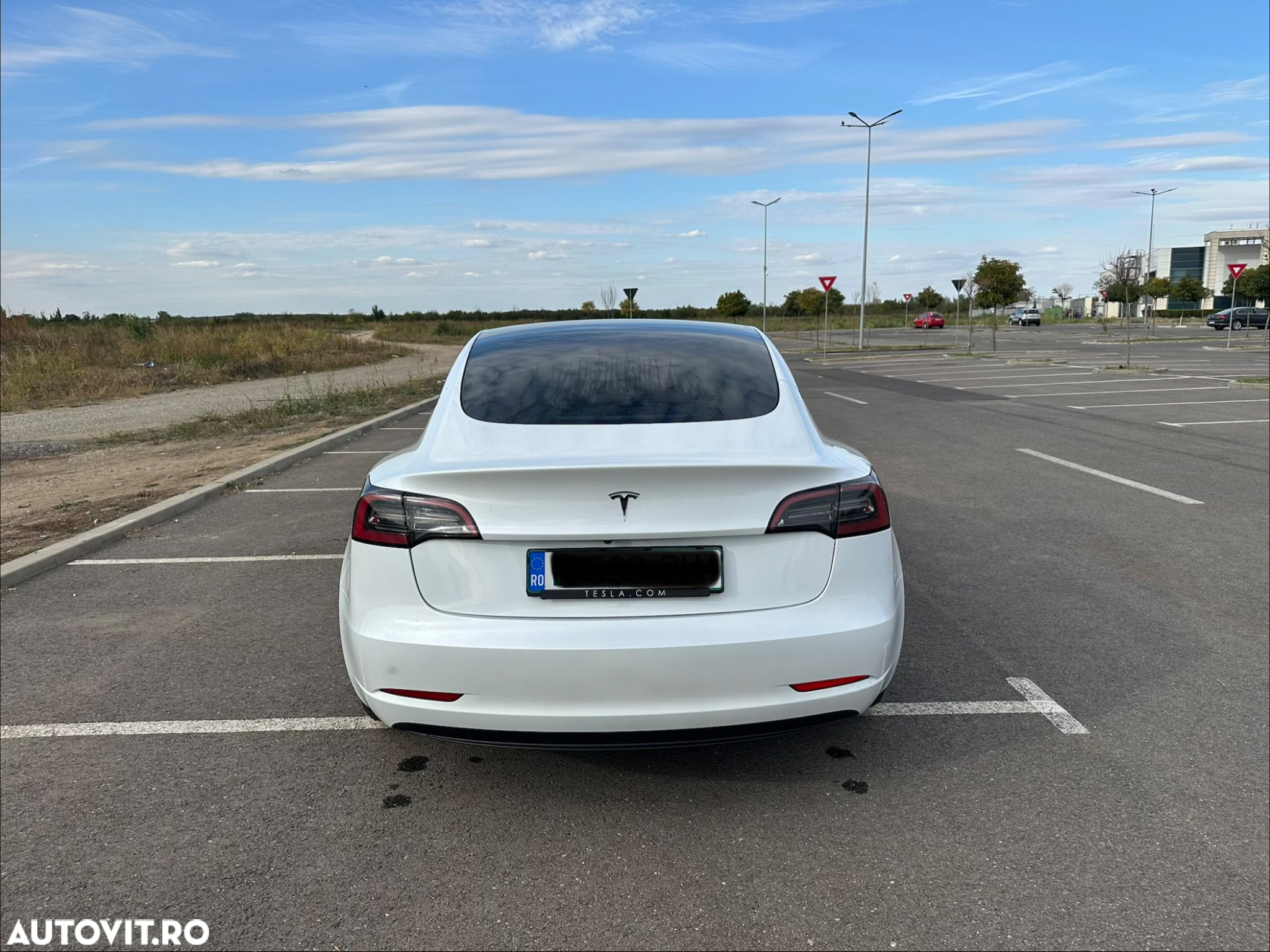 Tesla Model 3 Standard - 8