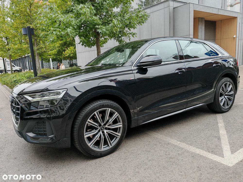 Audi Q8 - 12
