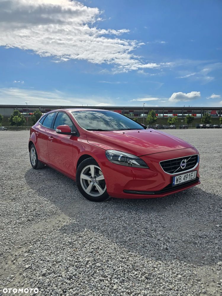 Volvo V40 T2 Drive-E Momentum - 3