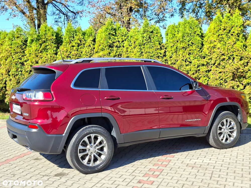 Jeep Cherokee - 13