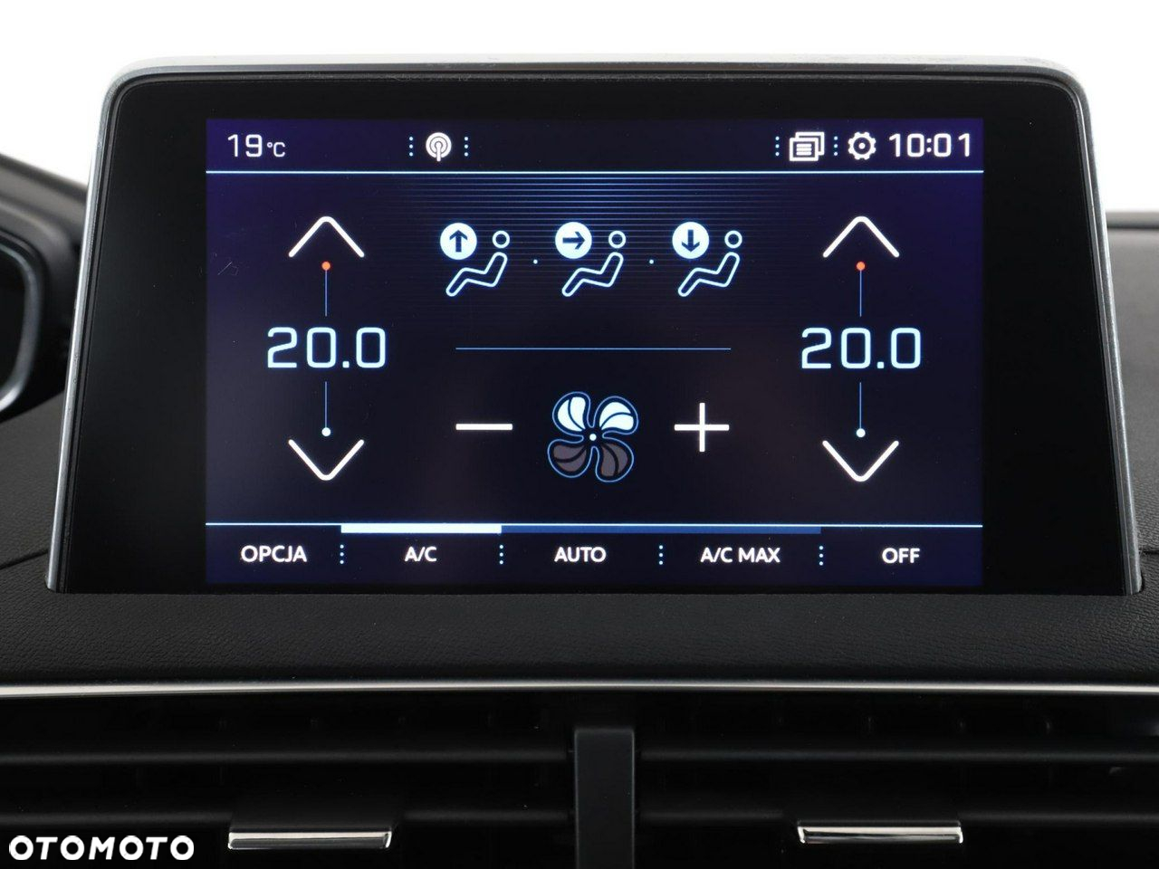 Peugeot 3008 1.2 PureTech Allure S&S EAT8 - 29