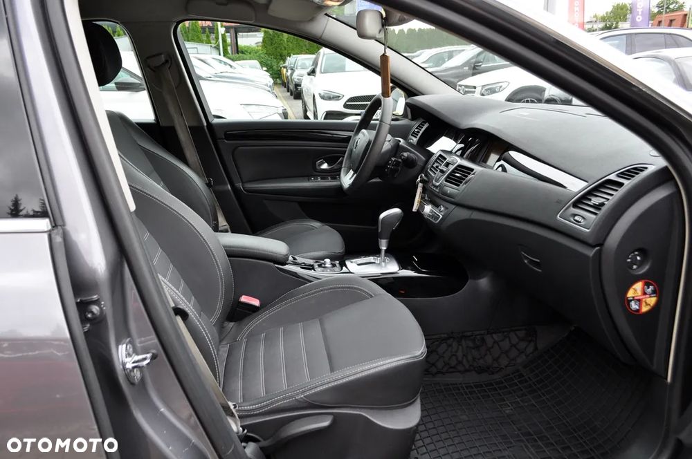 Renault Laguna 2.0 dCi Bose Edition ESM - 25