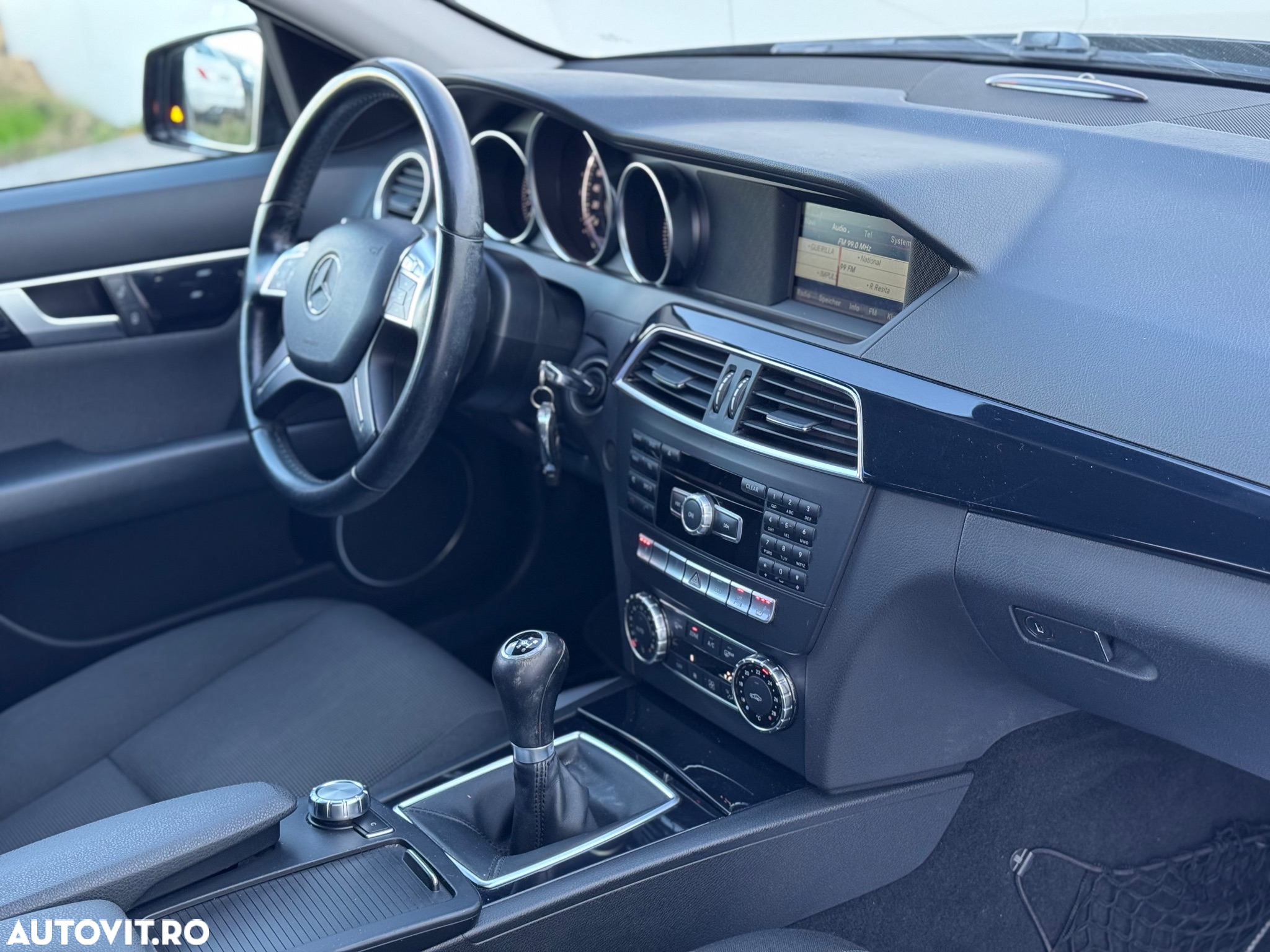 Mercedes-Benz C 200 T CDI DPF (BlueEFFICIENCY) Elegance - 6