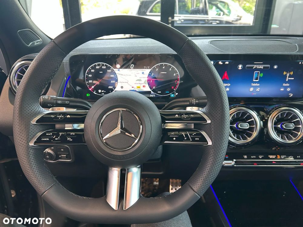 Mercedes-Benz GLB - 7