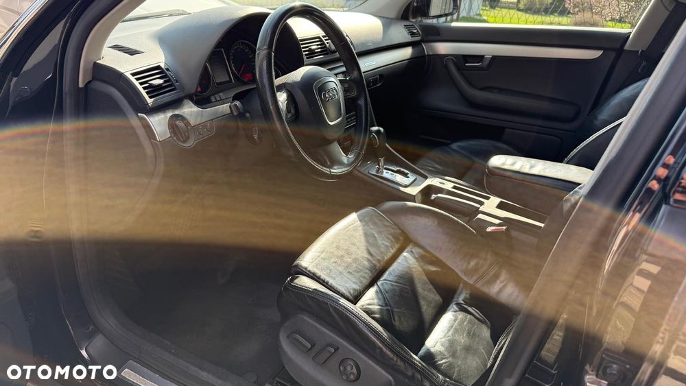 Audi A4 Avant 2.0 T FSI quattro tiptronic - 7