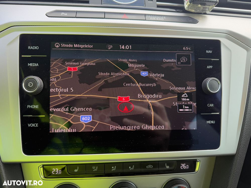 Volkswagen Passat Variant 2.0 TDI DSG Highline - 20