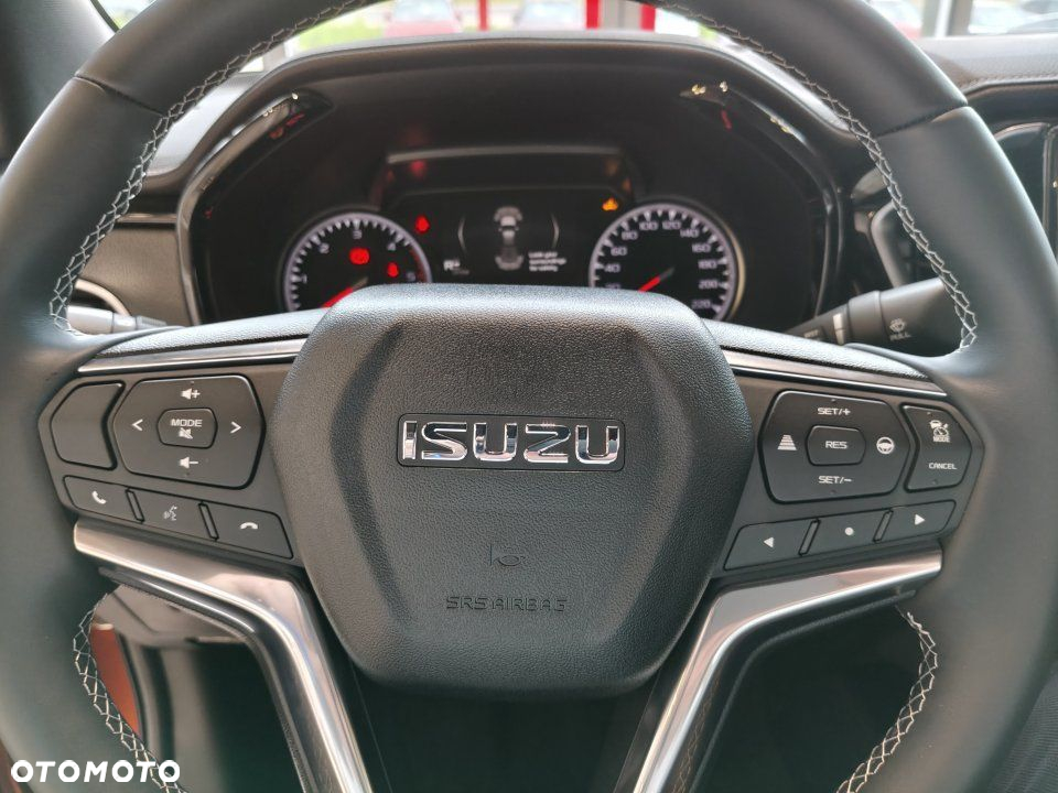 Isuzu D-Max - 12
