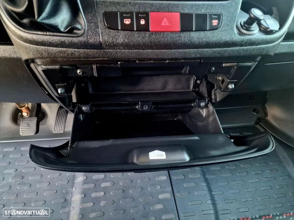 Peugeot Boxer 2.2 BlueHdi 120 L2H2 - AC - IVA Dedutível - 12