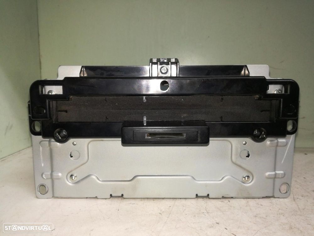 SISTEMA DE ÁUDIO RÁDIO CD FIAT FREEMONT 345 - 1