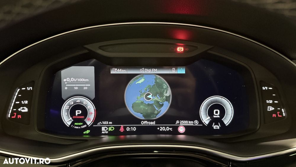 Audi Q8 60 TFSIe quattro tiptronic competition plus - 35