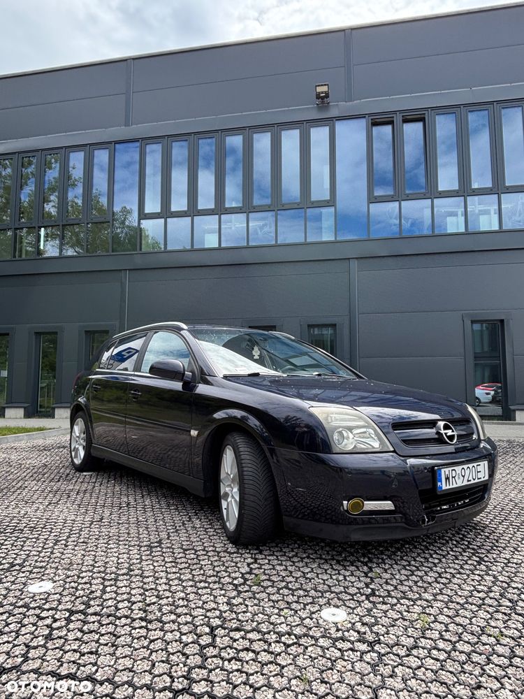 Opel Signum 2.2 - 3