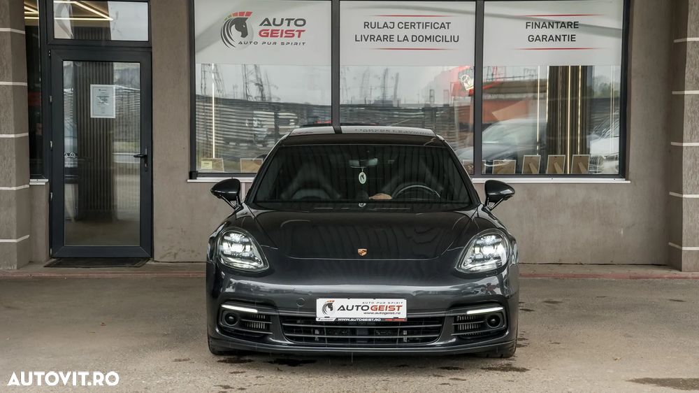 Porsche Panamera 4 E-Hybrid - 3