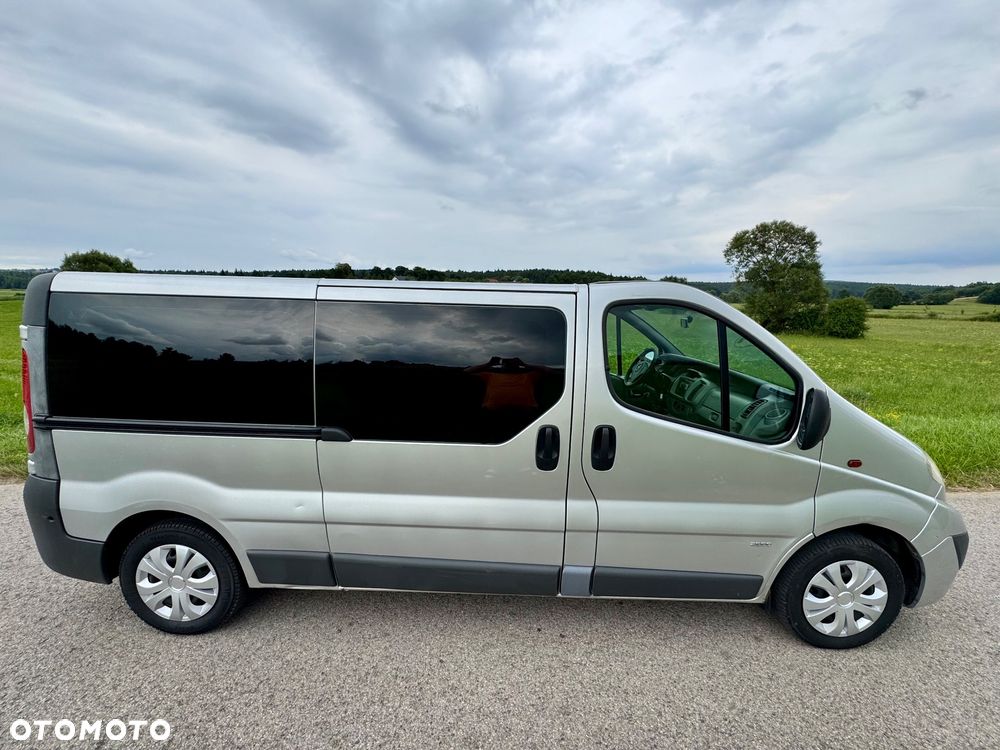 Opel Vivaro - 2