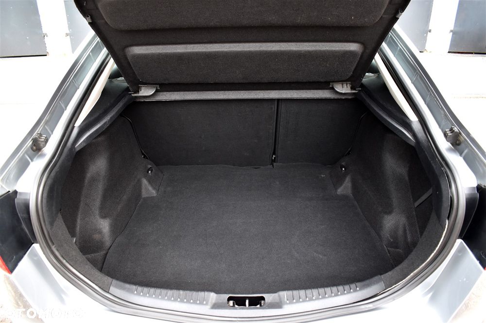 Ford Mondeo 2.0 Ghia X100 / X - 24