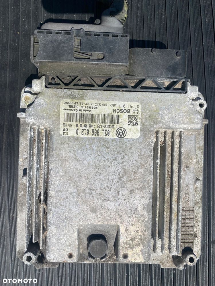 STEROWNIK KOMPUTER VW CRAFTER  03L906012D - 1