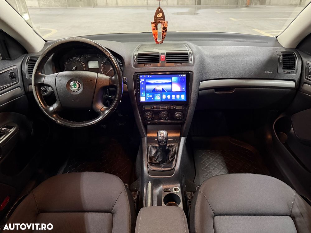 Skoda Octavia 2.0 FSI Elegance - 6