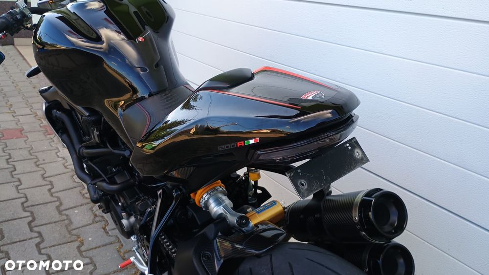 Ducati Monster - 21