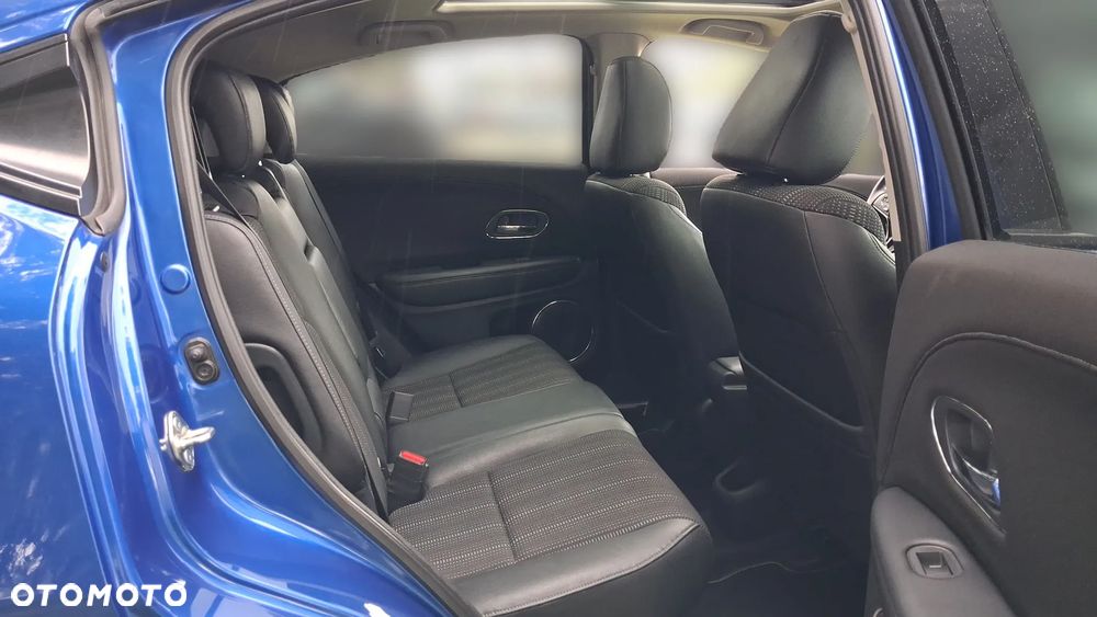 Honda HR-V 1.5 Executive (ADAS) CVT - 17