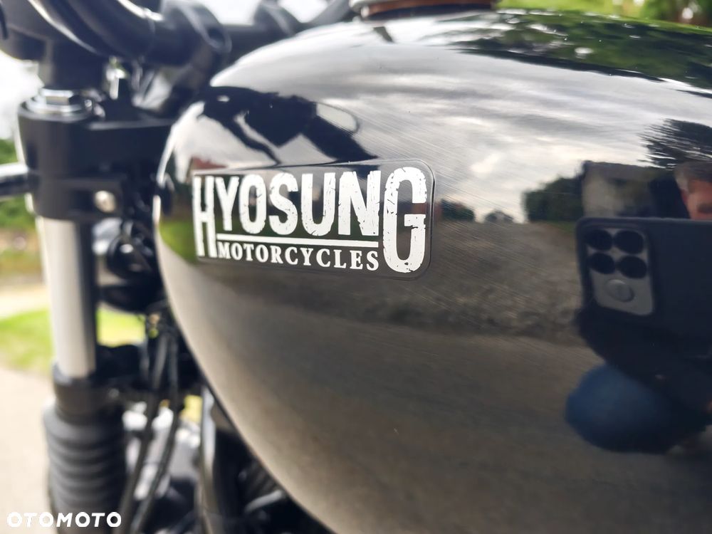 Hyosung GV - 16