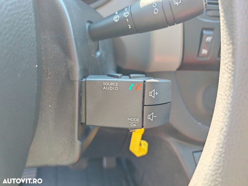 Renault TRAFIC FURGON  1.6D 95 CP MANUAL - 30