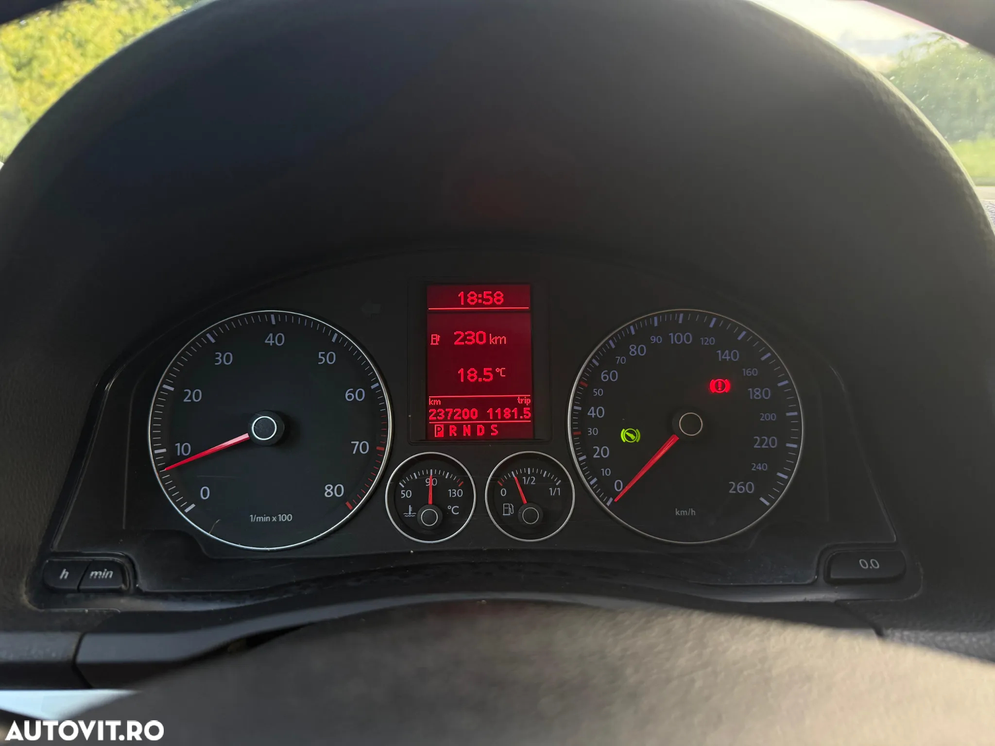 Volkswagen Golf 1.4 TSI Highline DSG - 8