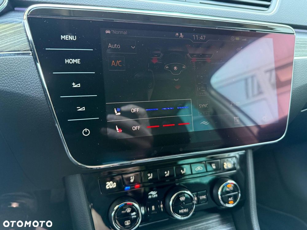 Skoda Superb 2.0 TDI SCR Style DSG - 36