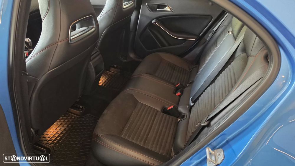 Mercedes-Benz A 180 d AMG Line - 49