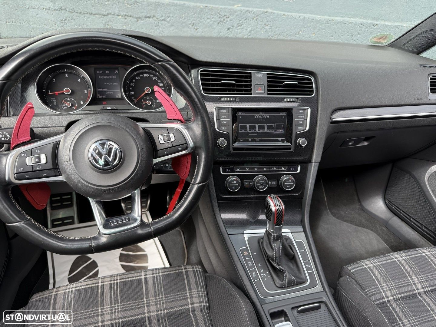 VW Golf 2.0 TDI GTD DSG - 14