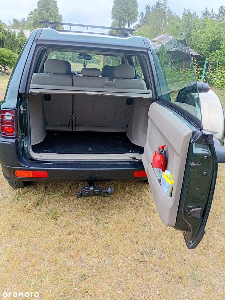 Land Rover Freelander 2.0 D - 8