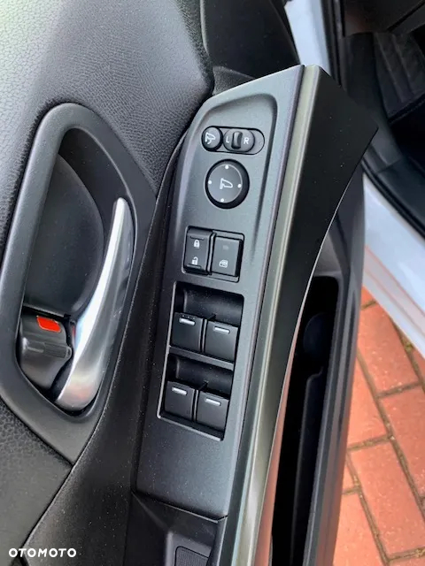 Honda Civic 1.8 Lifestyle (ADAS / Connect+) - 11