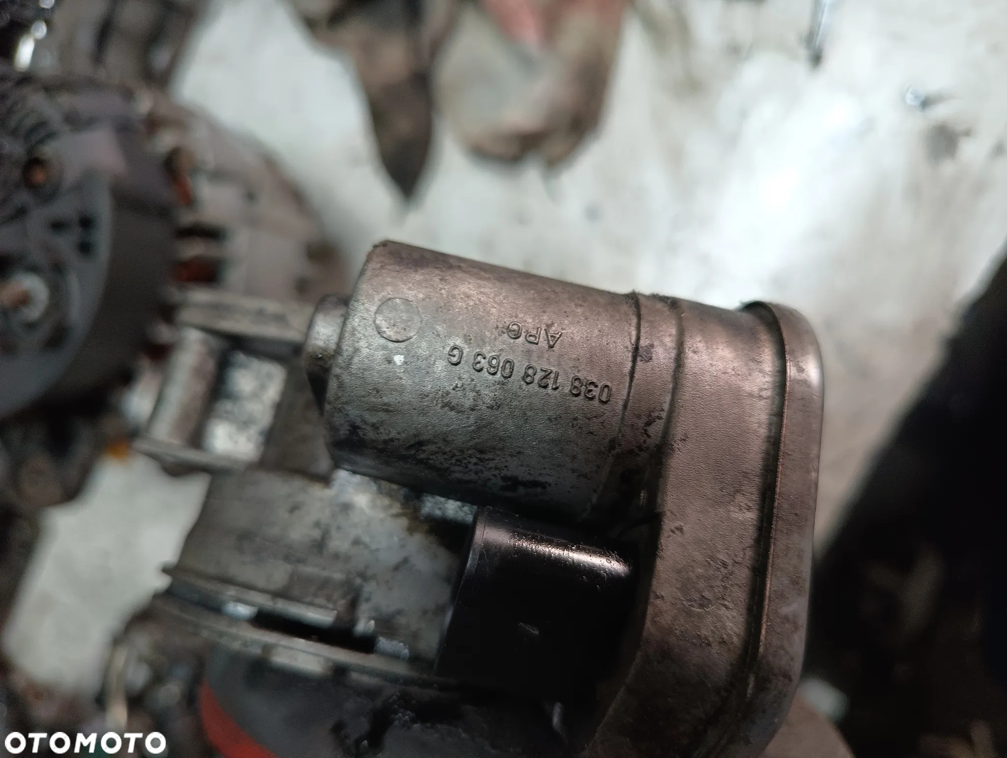 EGR VW AUDI 2.0 TDI  038128063G - 2