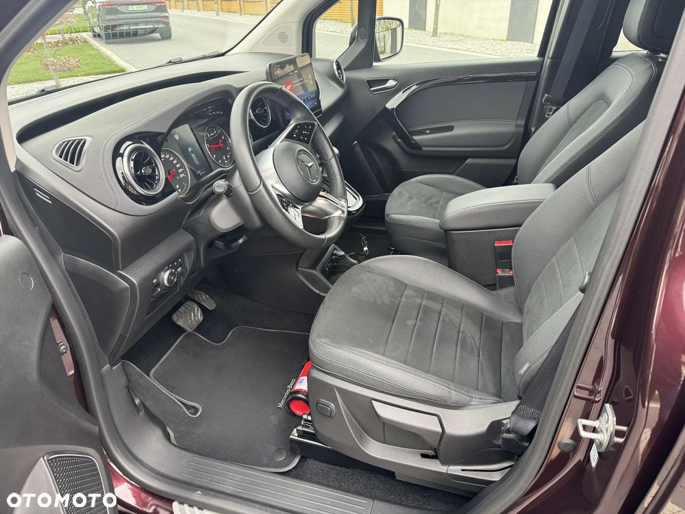 Mercedes-Benz Klasa T 180 d Progressive - 13