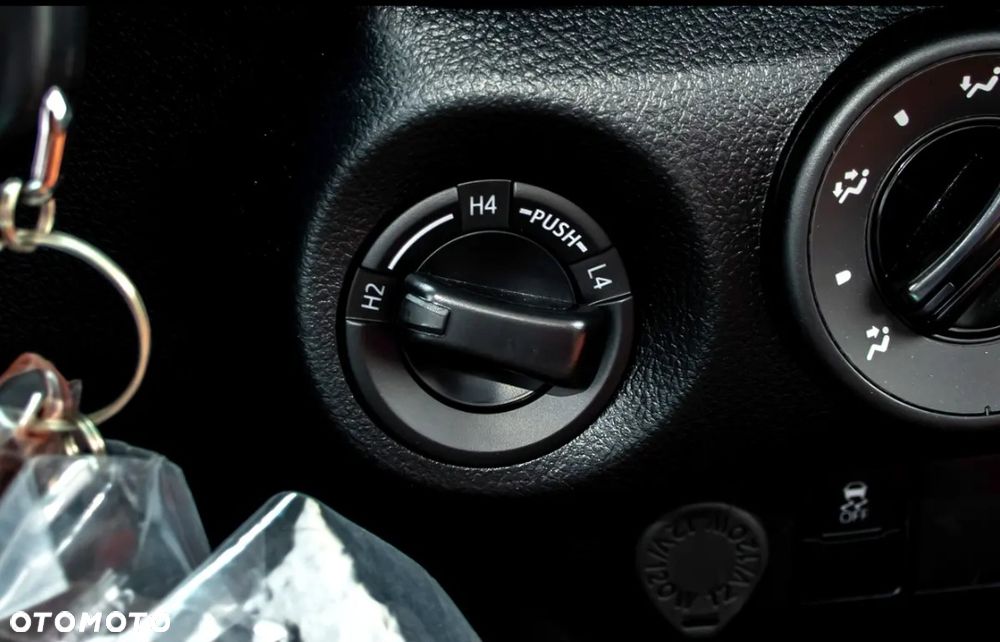 Toyota Hilux - 7